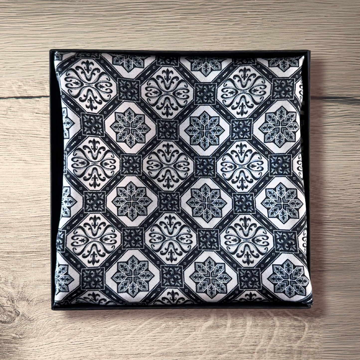GOTHIC FLEURON | Navy Blue and White | Luxury Silk Pocket Square